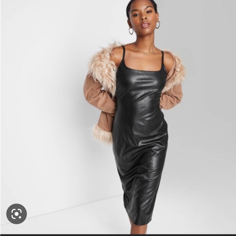 Wild Fable faux leather slip dress in black, size small 🖤 EUC!